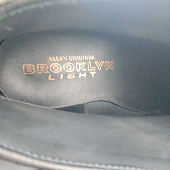 Allen Edmonds BROOKLYN LIGHT Chukka Boots Men\'s Size 11 main image 5